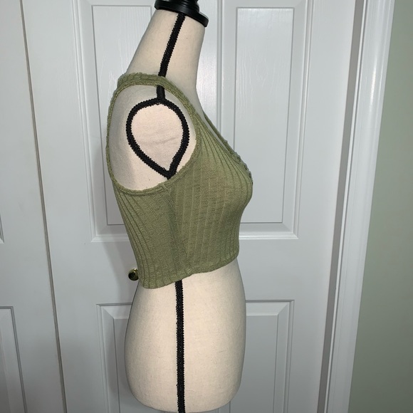 Forever 21 Olive Green Cropped Tank - Picture 3 of 4